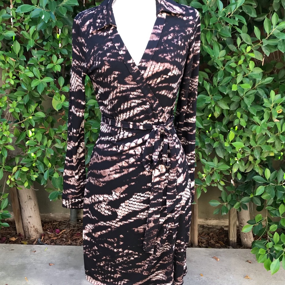 Snake Print Wrap Dress Deep Cleavage Side Slit ⭐️